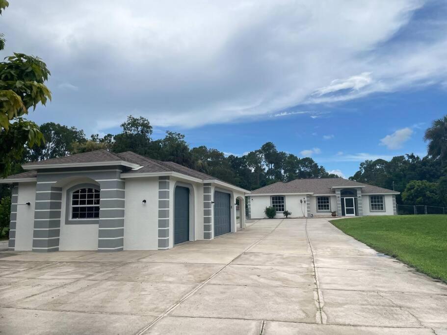 La Finca... Beautiful Countryside Home ! North North Naples Екстериор снимка