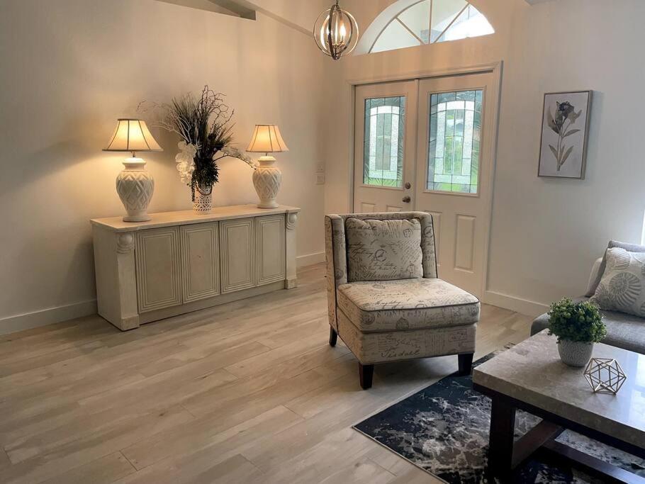 La Finca... Beautiful Countryside Home ! North North Naples Екстериор снимка
